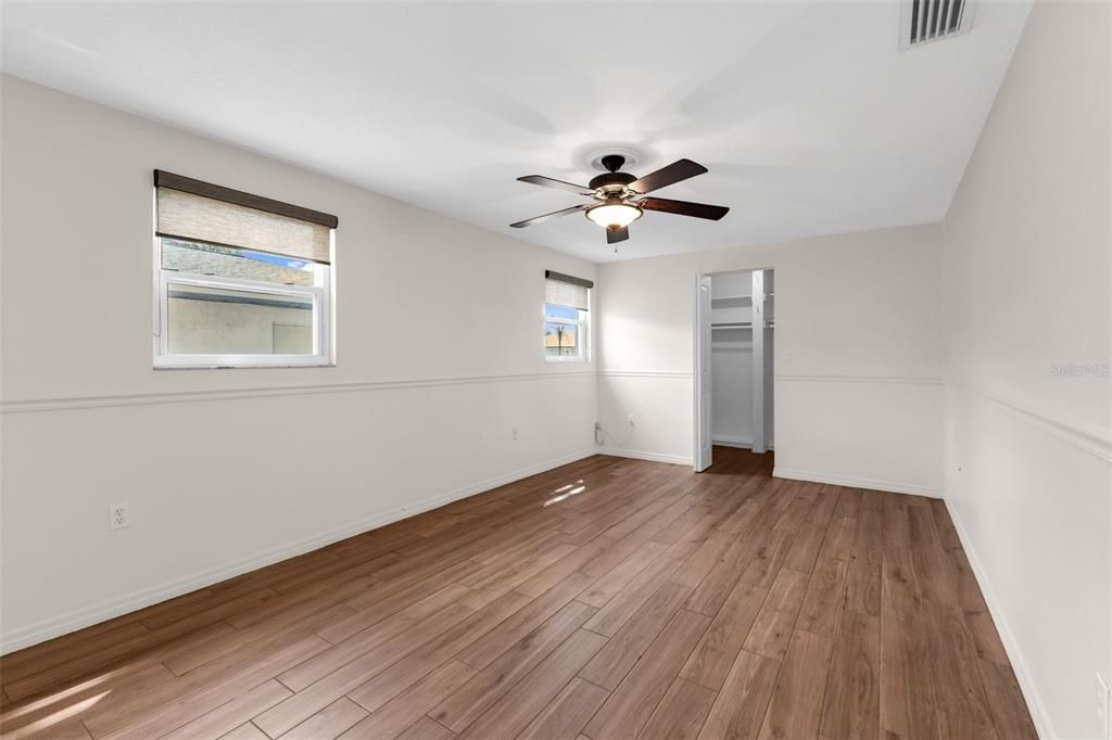 For Sale: $395,000 (3 beds, 2 baths, 1601 Square Feet)