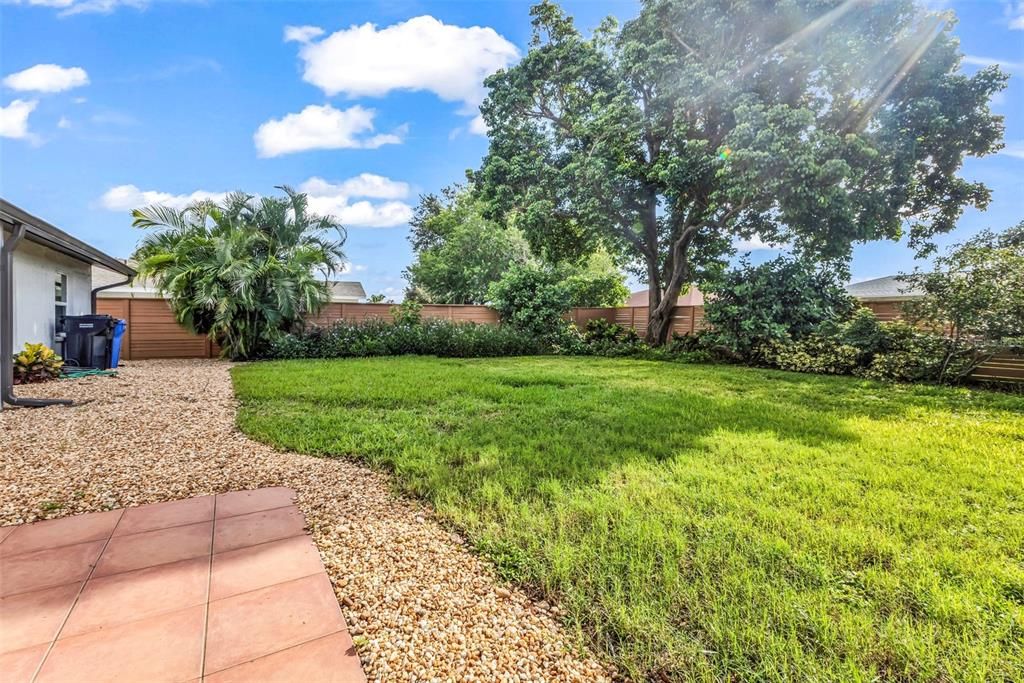 For Sale: $395,000 (3 beds, 2 baths, 1601 Square Feet)