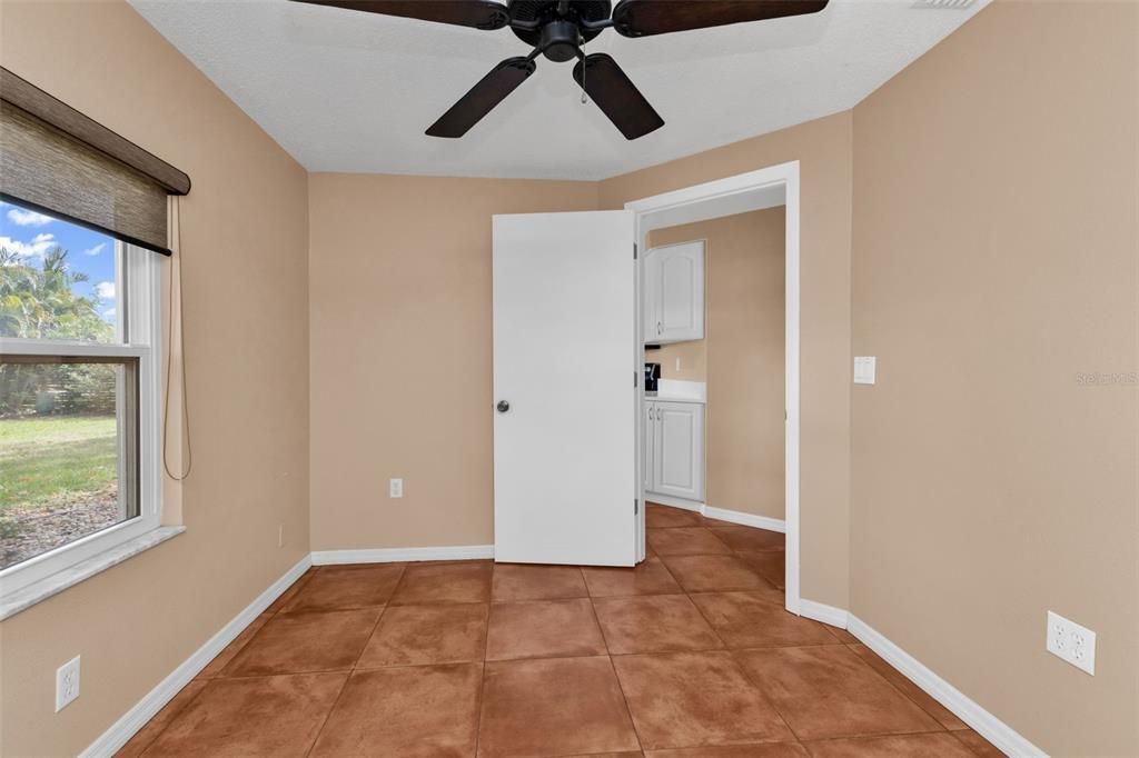 For Sale: $395,000 (3 beds, 2 baths, 1601 Square Feet)