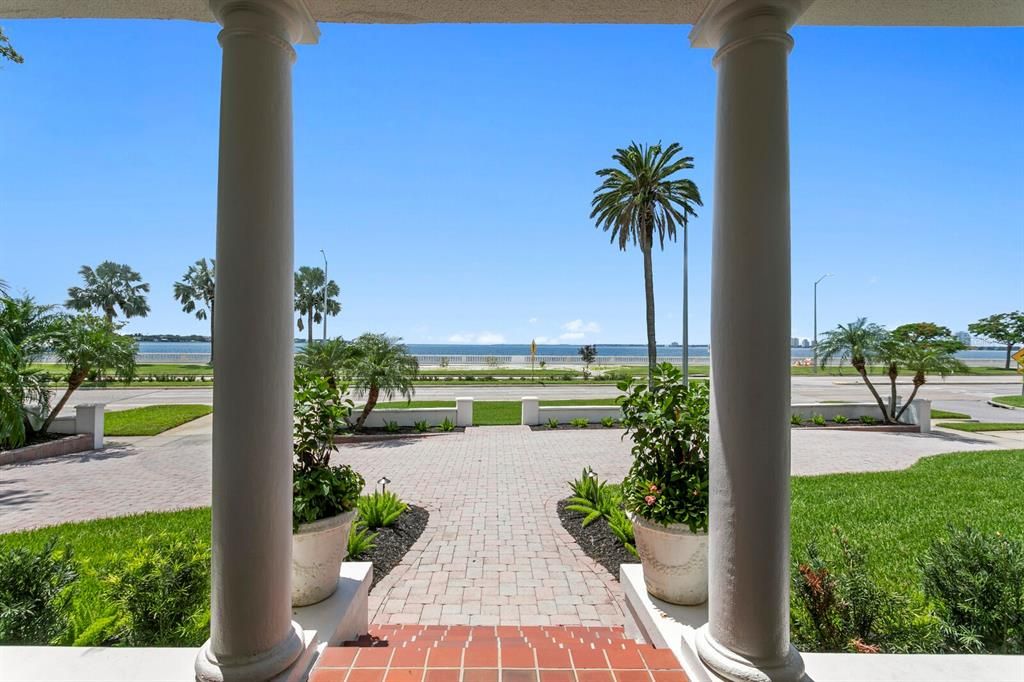 For Sale: $5,950,000 (4 beds, 4 baths, 5665 Square Feet)