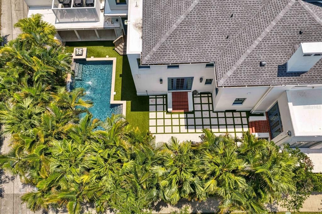 For Sale: $5,950,000 (4 beds, 4 baths, 5665 Square Feet)