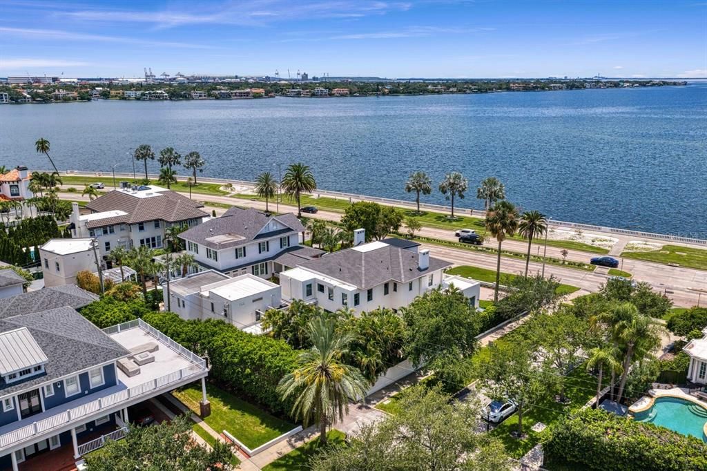 For Sale: $5,950,000 (4 beds, 4 baths, 5665 Square Feet)