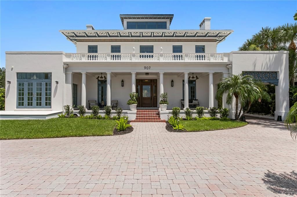 For Sale: $5,950,000 (4 beds, 4 baths, 5665 Square Feet)