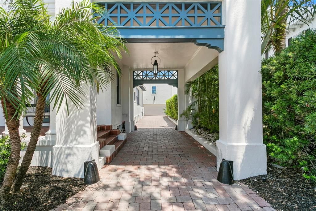 For Sale: $5,950,000 (4 beds, 4 baths, 5665 Square Feet)