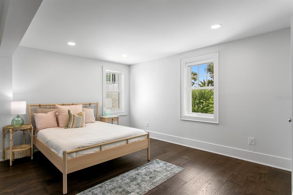 For Sale: $5,950,000 (4 beds, 4 baths, 5665 Square Feet)