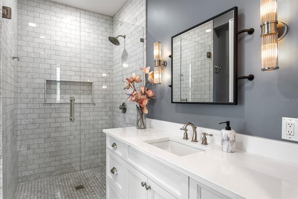 For Sale: $5,950,000 (4 beds, 4 baths, 5665 Square Feet)