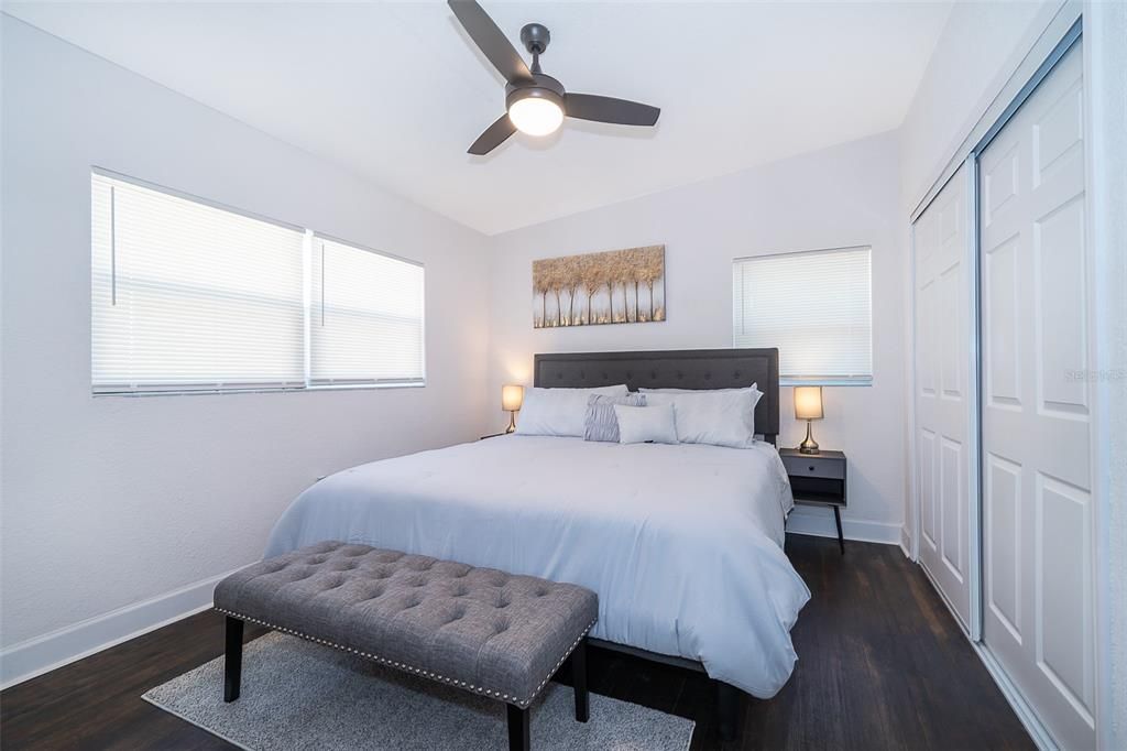 For Rent: $2,400 (3 beds, 2 baths, 1232 Square Feet)