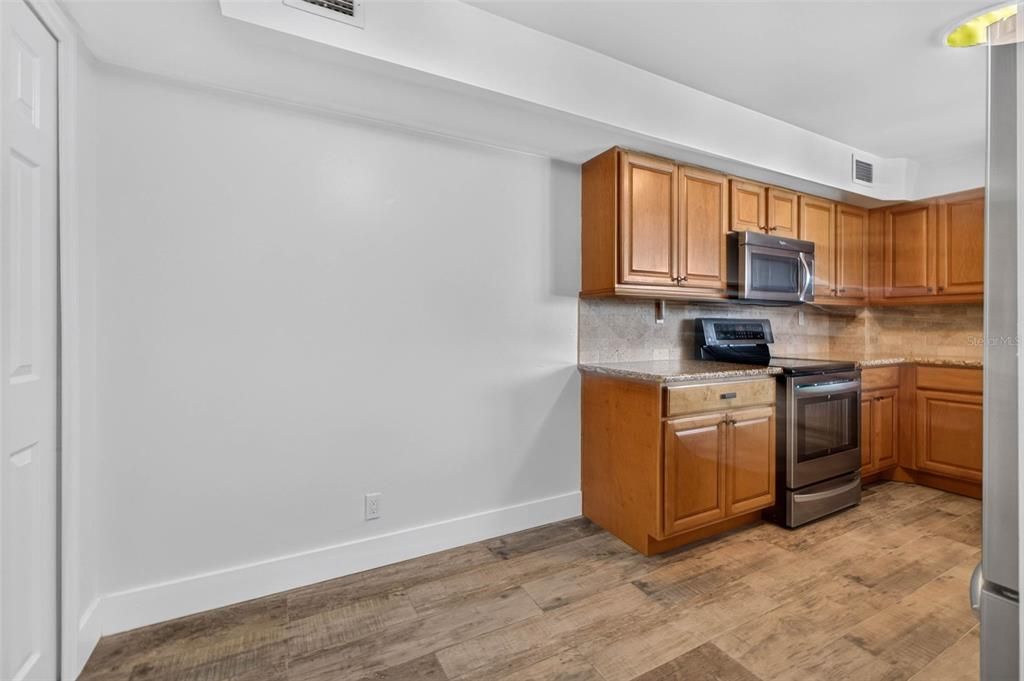 En Venta: $539,000 (2 camas, 2 baños, 1320 Pies cuadrados)