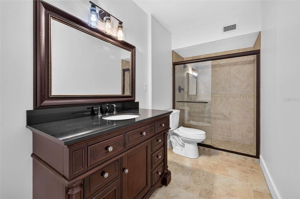 En Venta: $539,000 (2 camas, 2 baños, 1320 Pies cuadrados)