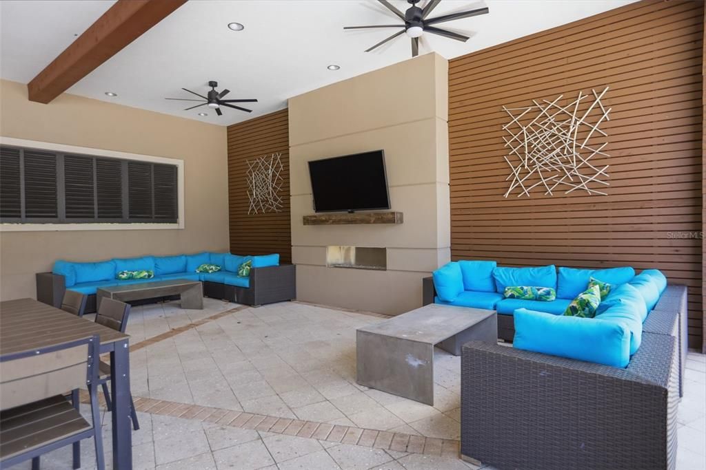 For Sale: $549,900 (4 beds, 3 baths, 2356 Square Feet)