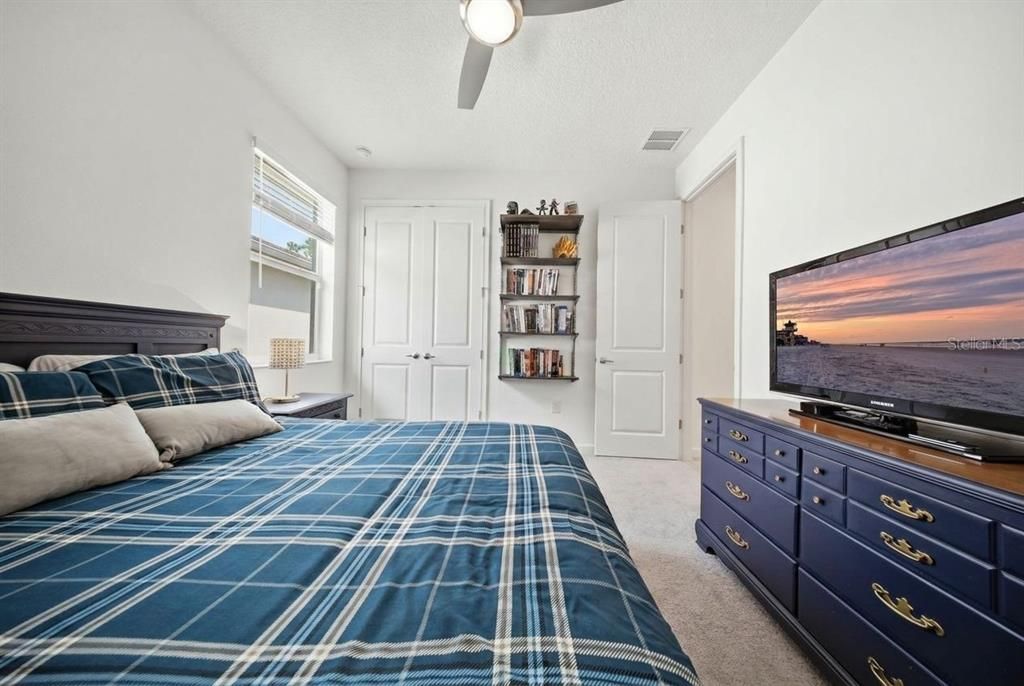 For Sale: $549,900 (4 beds, 3 baths, 2356 Square Feet)