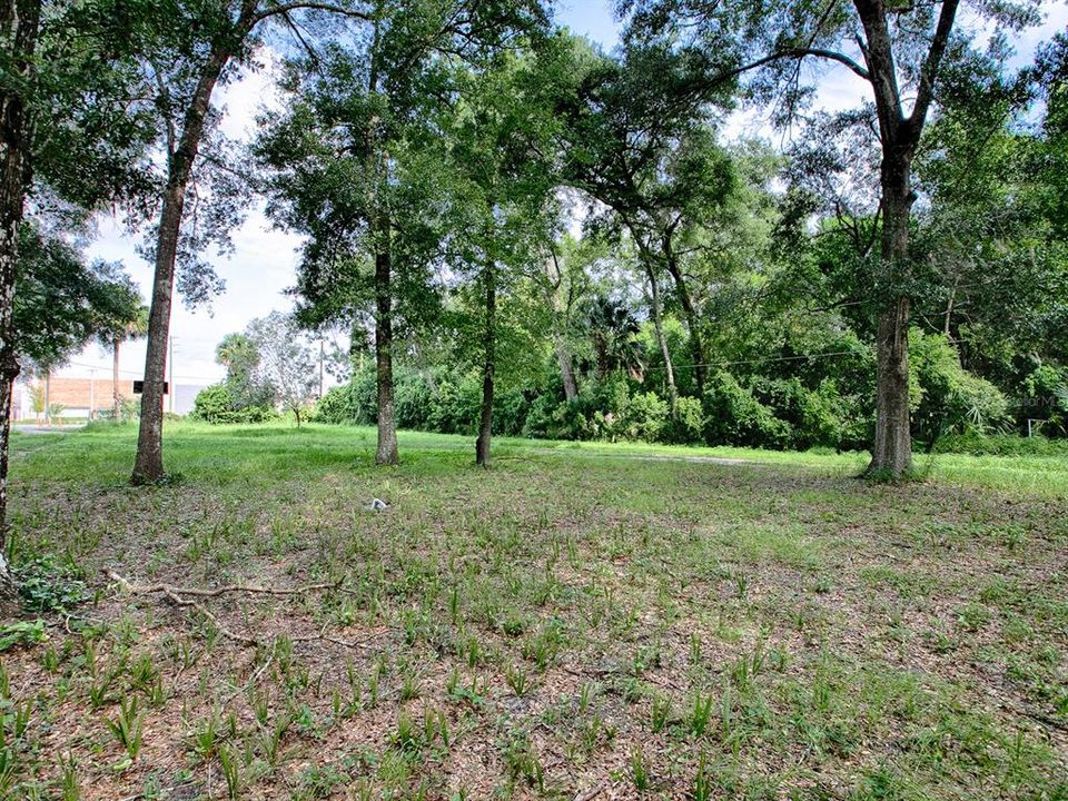 En Venta: $2,500,000 (2.58 acres)