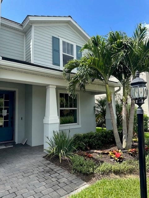 For Sale: $720,000 (4 beds, 3 baths, 2859 Square Feet)