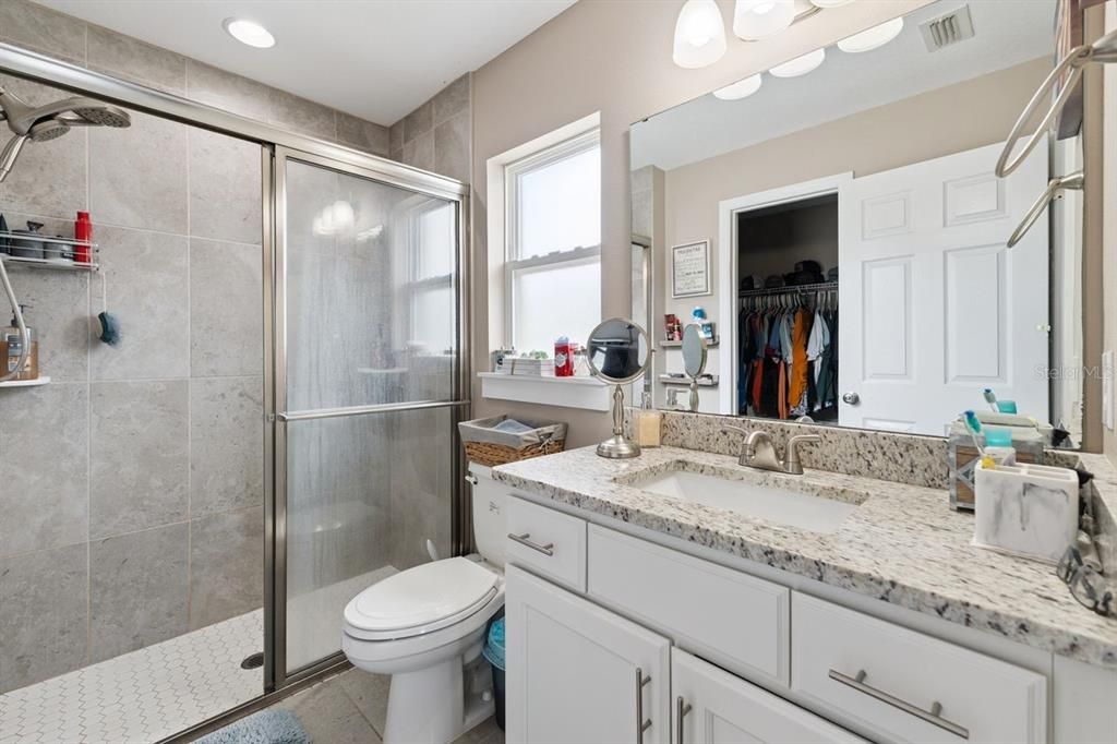 For Sale: $267,500 (3 beds, 2 baths, 1334 Square Feet)