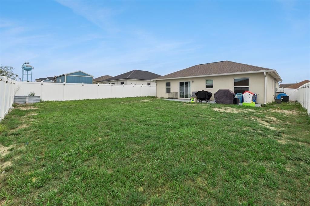 For Sale: $267,500 (3 beds, 2 baths, 1334 Square Feet)