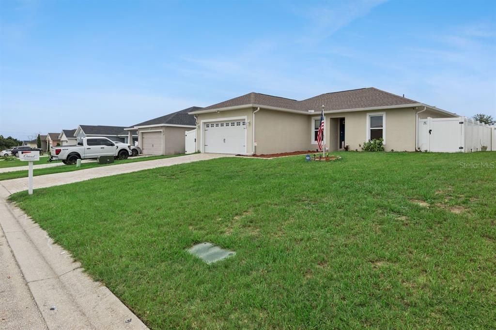 For Sale: $267,500 (3 beds, 2 baths, 1334 Square Feet)