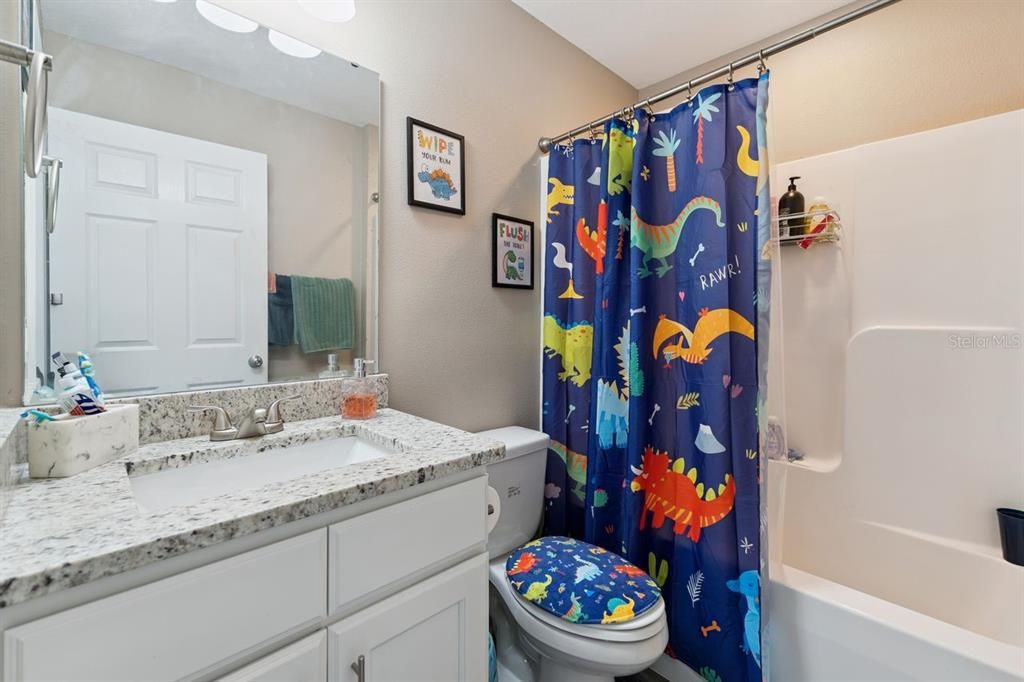 For Sale: $267,500 (3 beds, 2 baths, 1334 Square Feet)