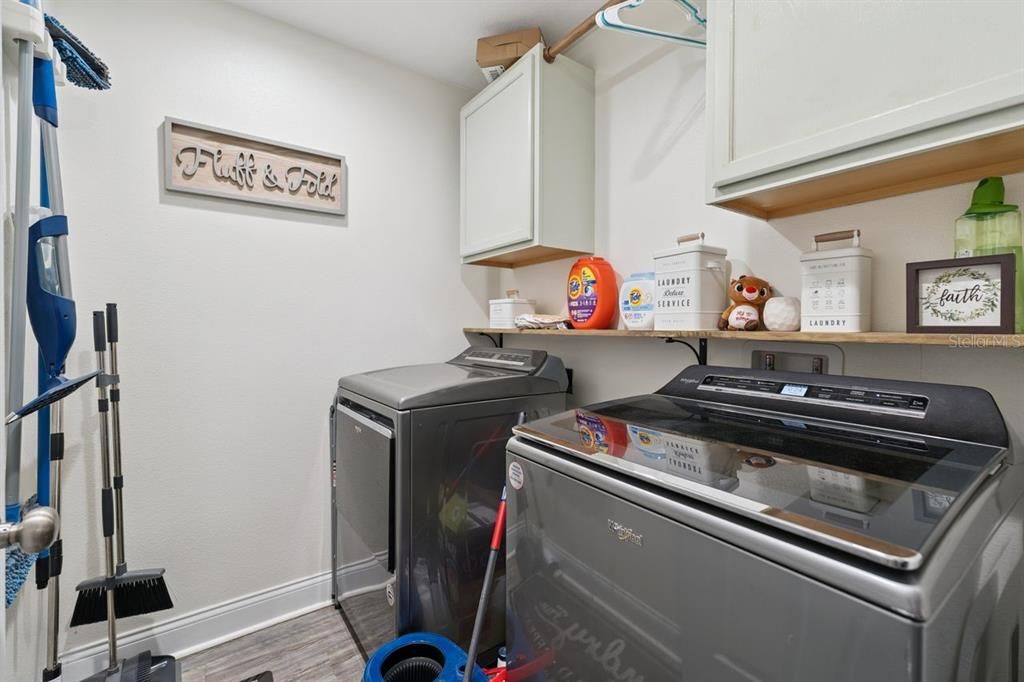For Sale: $267,500 (3 beds, 2 baths, 1334 Square Feet)