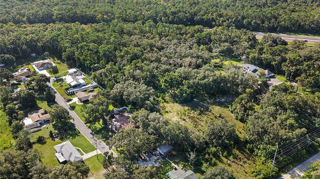待售: $1,750,000 (15.04 acres)