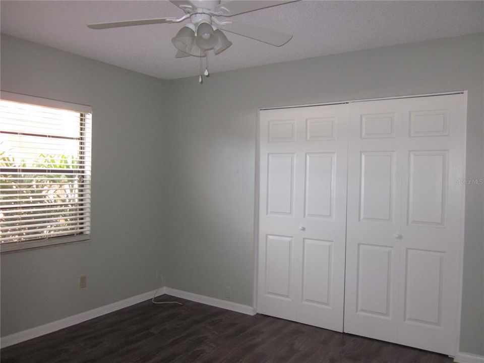 For Rent: $2,100 (3 beds, 2 baths, 1405 Square Feet)