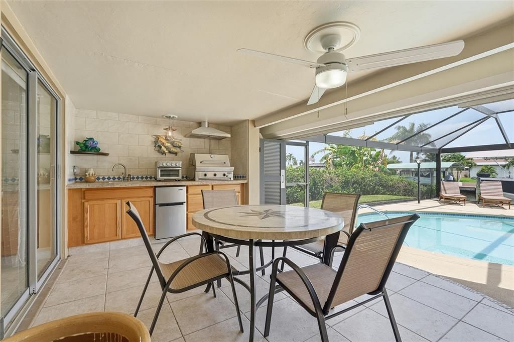 For Sale: $720,000 (3 beds, 2 baths, 2132 Square Feet)