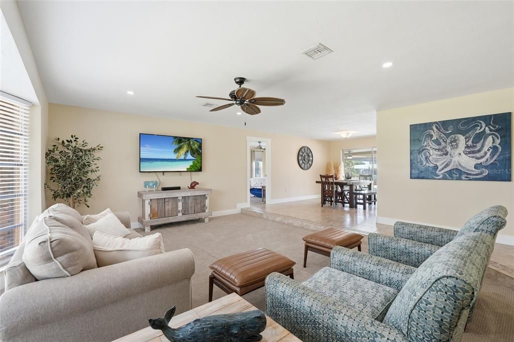 For Sale: $720,000 (3 beds, 2 baths, 2132 Square Feet)