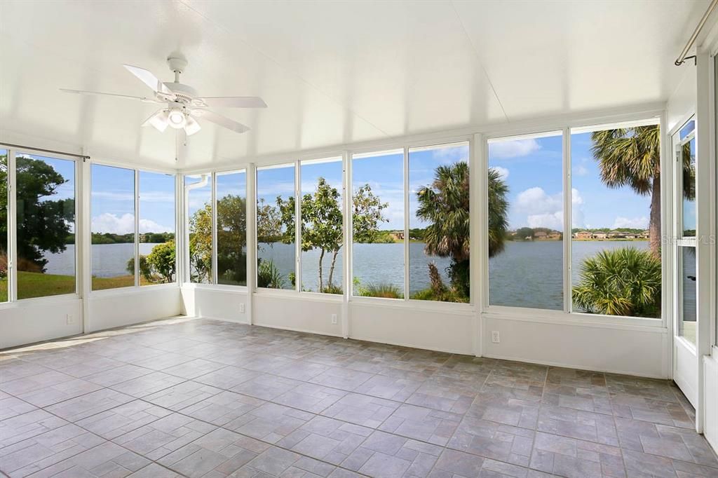 For Rent: $2,600 (3 beds, 2 baths, 1977 Square Feet)