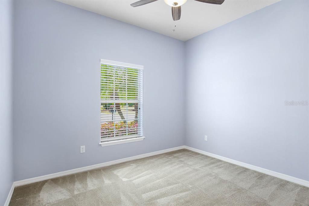 For Rent: $2,600 (3 beds, 2 baths, 1977 Square Feet)