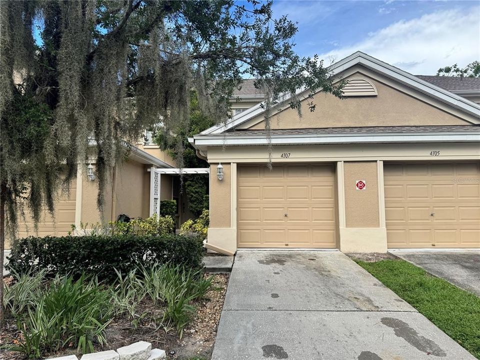 For Rent: $1,750 (2 beds, 2 baths, 1240 Square Feet)