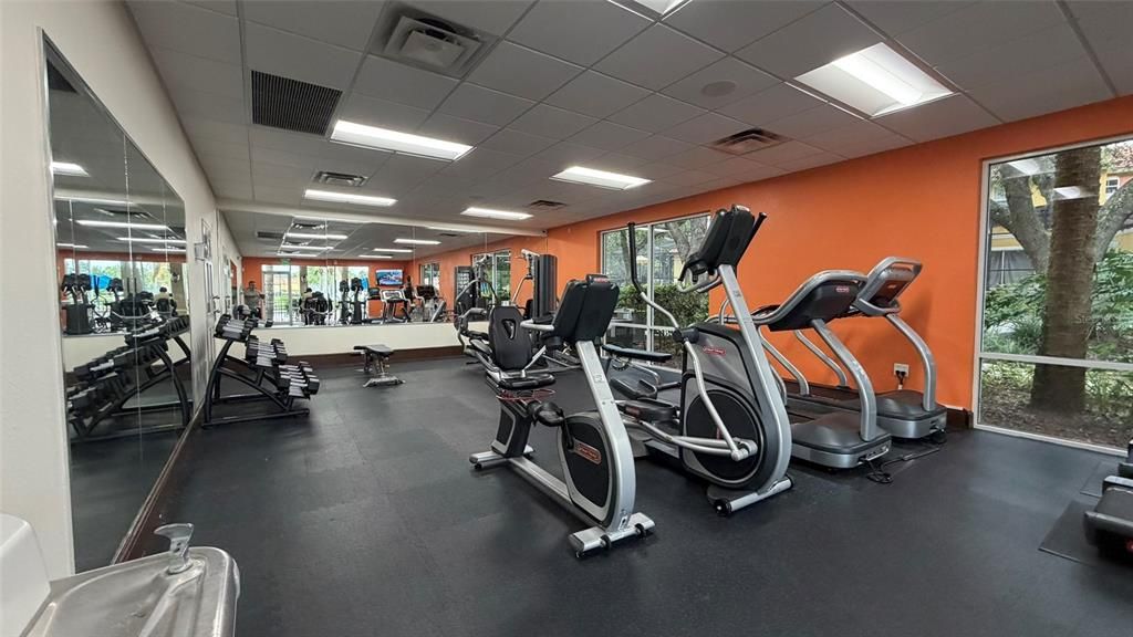 For Rent: $2,050 (2 beds, 2 baths, 1161 Square Feet)