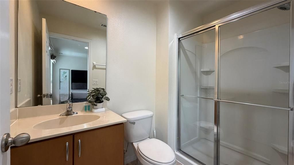 For Rent: $2,050 (2 beds, 2 baths, 1161 Square Feet)