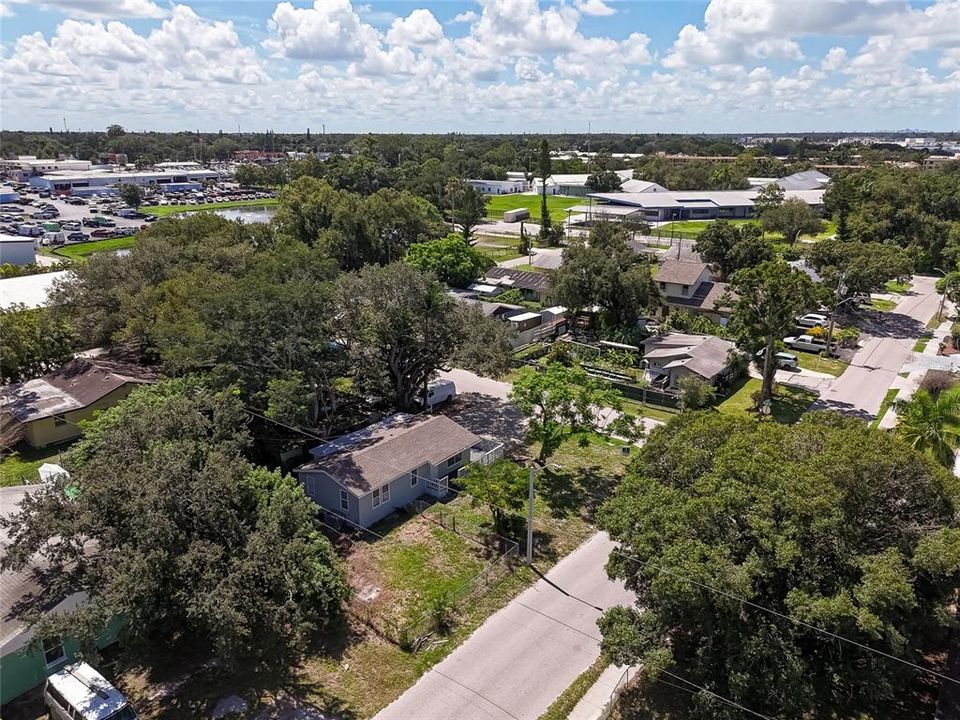 For Sale: $199,000 (3 beds, 1 baths, 890 Square Feet)