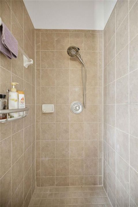 En Venta: $495,000 (4 camas, 3 baños, 2913 Pies cuadrados)