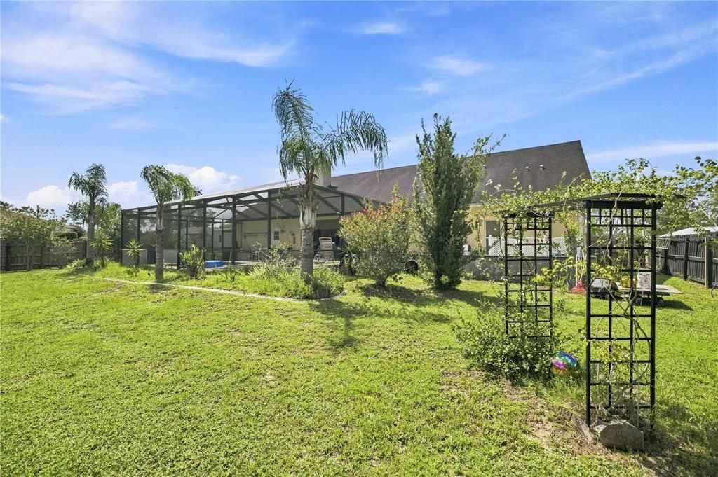 En Venta: $495,000 (4 camas, 3 baños, 2913 Pies cuadrados)