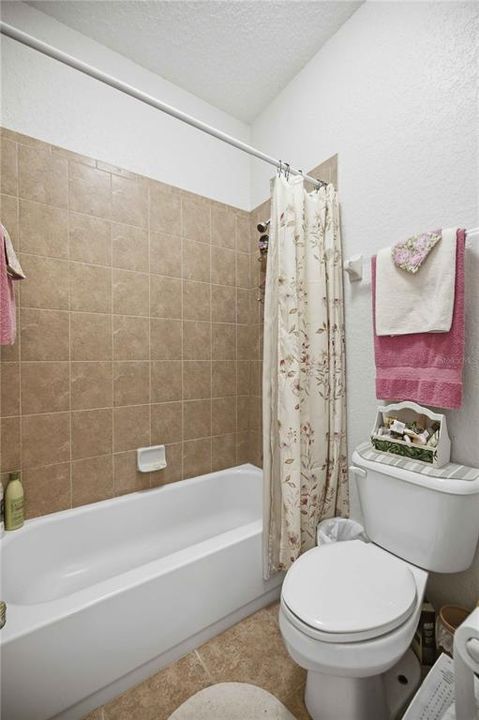 En Venta: $495,000 (4 camas, 3 baños, 2913 Pies cuadrados)