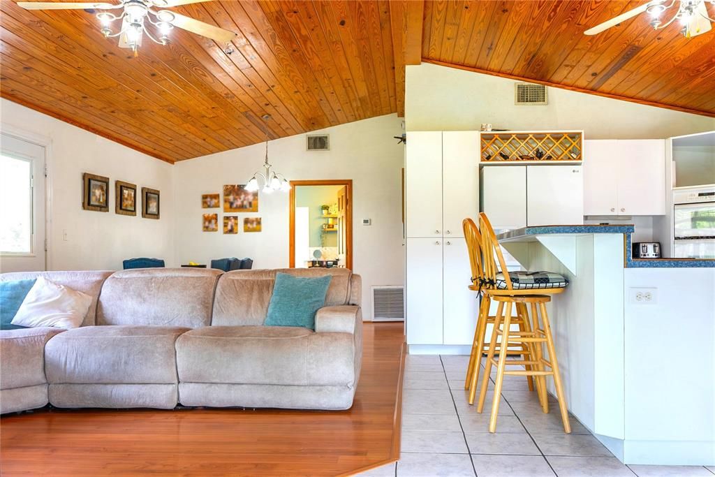 En Venta: $880,000 (1 camas, 2 baños, 1056 Pies cuadrados)