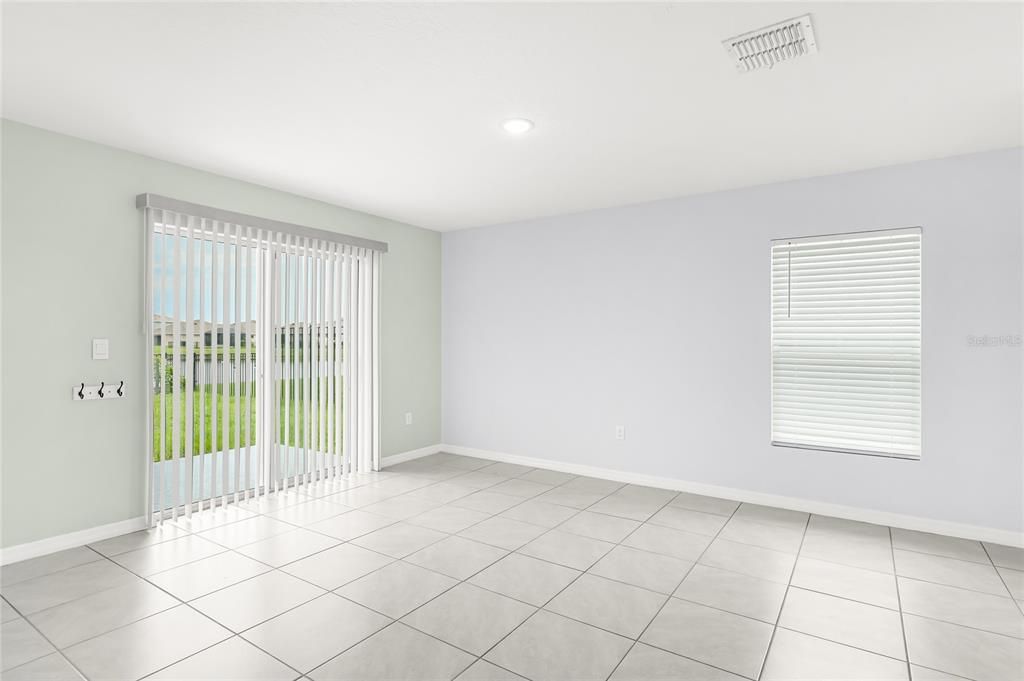For Sale: $370,000 (4 beds, 2 baths, 2308 Square Feet)