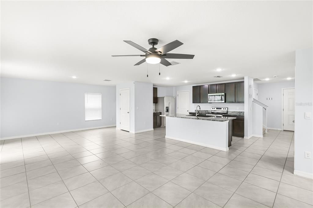 For Sale: $370,000 (4 beds, 2 baths, 2308 Square Feet)