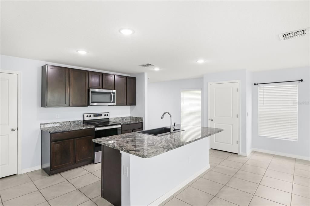 For Sale: $370,000 (4 beds, 2 baths, 2308 Square Feet)
