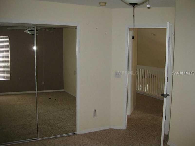 For Rent: $2,870 (4 beds, 2 baths, 2387 Square Feet)
