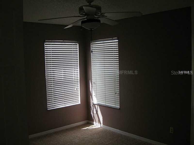 For Rent: $2,870 (4 beds, 2 baths, 2387 Square Feet)