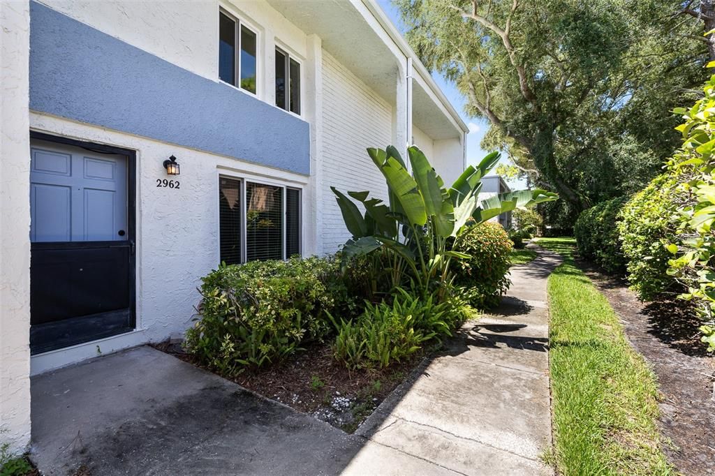For Sale: $189,000 (3 beds, 3 baths, 1408 Square Feet)