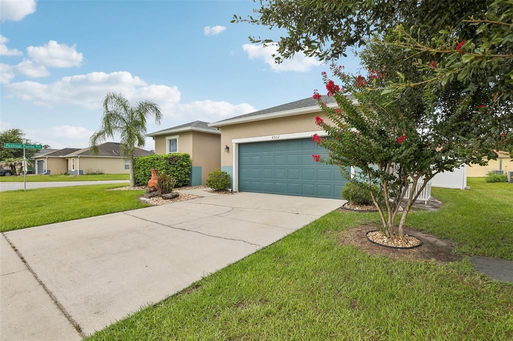 En Venta: $340,000 (3 camas, 2 baños, 2024 Pies cuadrados)