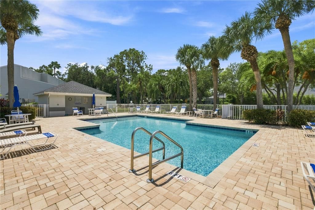 Active With Contract: $299,000 (3 beds, 2 baths, 1622 Square Feet)