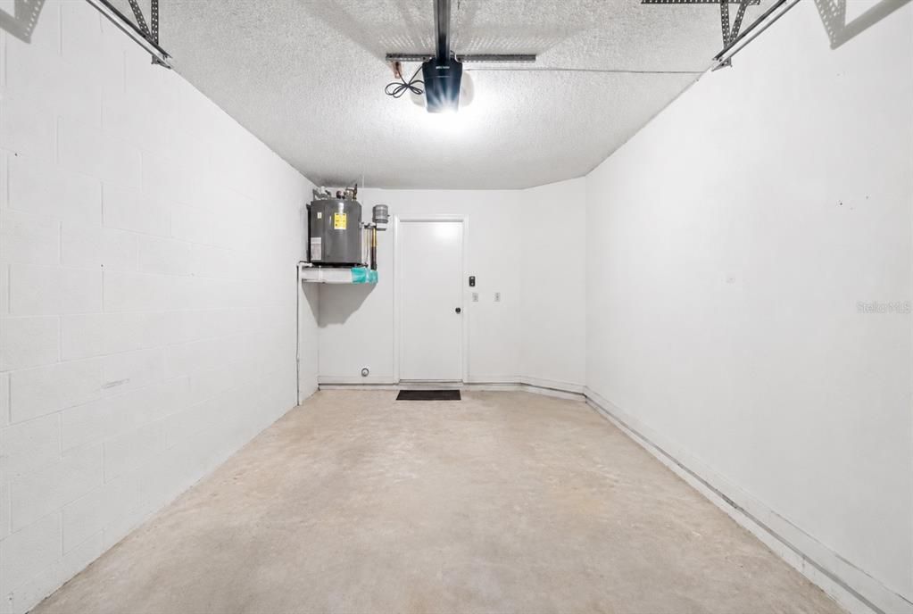 Active With Contract: $299,000 (3 beds, 2 baths, 1622 Square Feet)