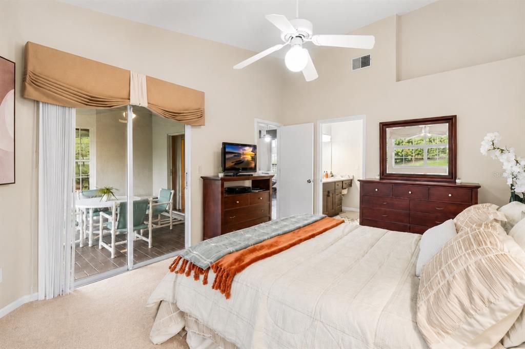 Active With Contract: $299,000 (3 beds, 2 baths, 1622 Square Feet)