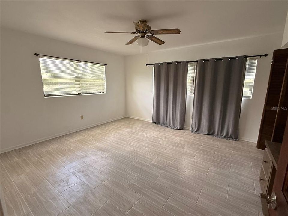 For Rent: $2,600 (2 beds, 2 baths, 1397 Square Feet)