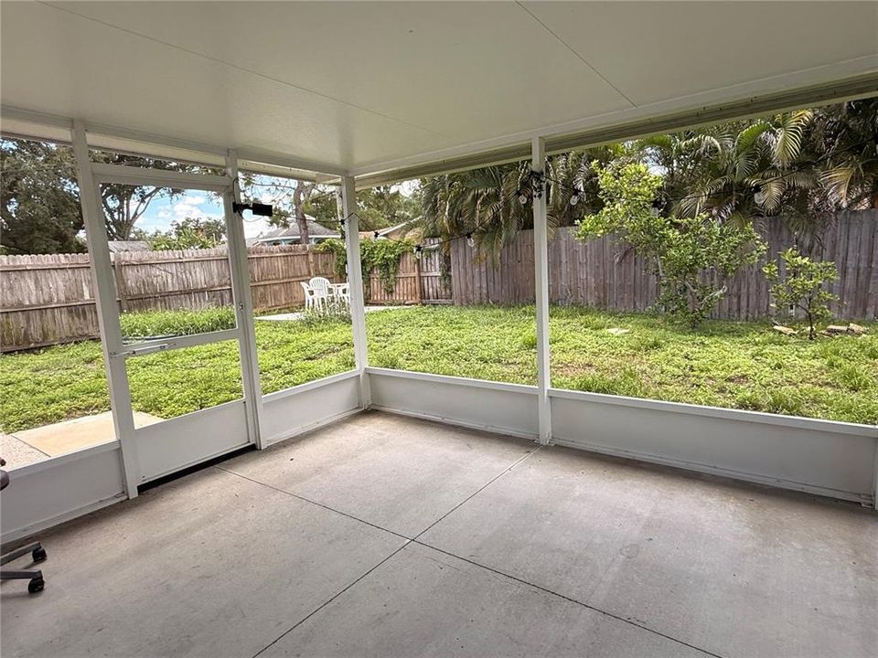 For Rent: $2,600 (2 beds, 2 baths, 1397 Square Feet)