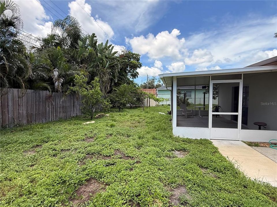 For Rent: $2,600 (2 beds, 2 baths, 1397 Square Feet)