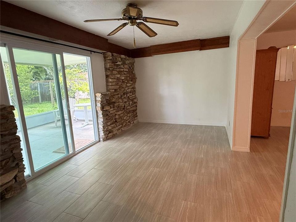 For Rent: $2,600 (2 beds, 2 baths, 1397 Square Feet)